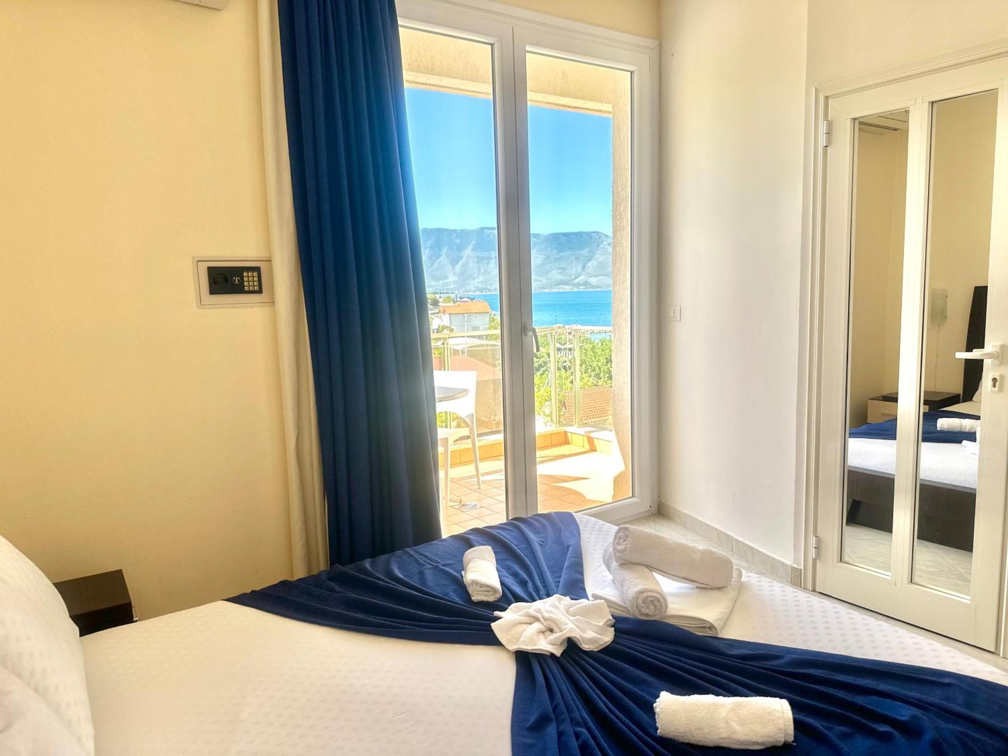 Hotel Garden Радима Экстерьер фото