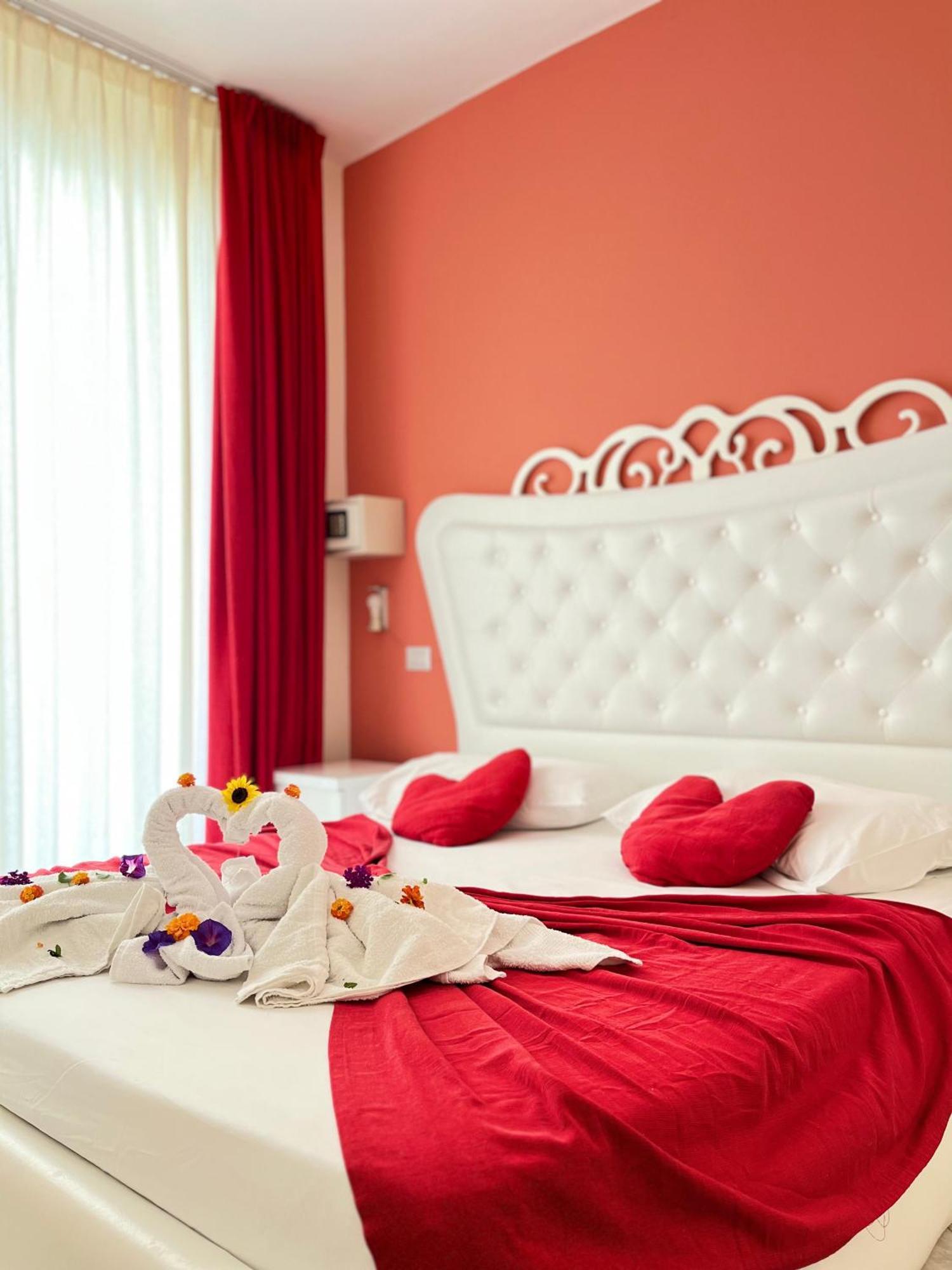 Hotel Garden Радима Экстерьер фото